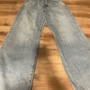 Pacific Sunwear Men's Relaxed Jeans in Soft Blue